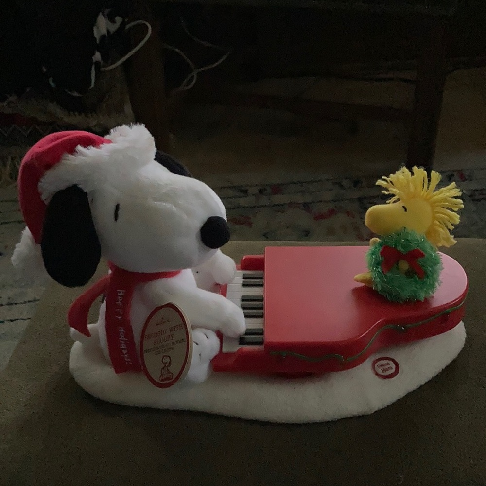 Swingin’ With Snoopy-As Is